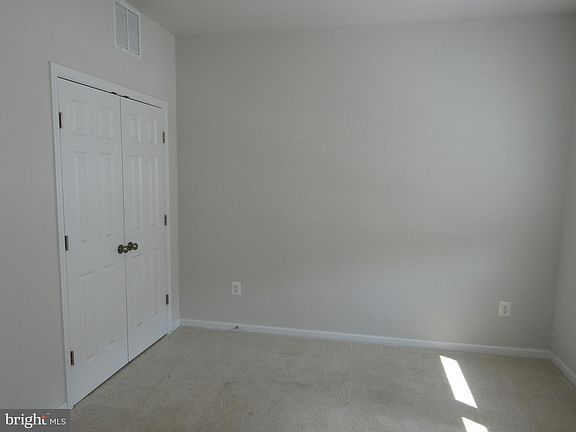 4th image of 16211 Coolidge Ave