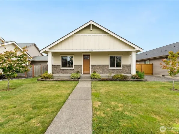2207 Village Street NE, Olympia, WA 98506