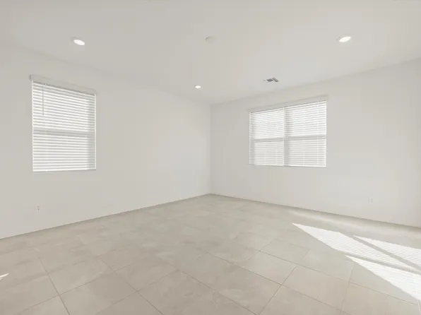 18244 N Pietra Dr, Maricopa, AZ 85318