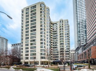 25 Maitland St #505, Toronto, ON M4Y2W1