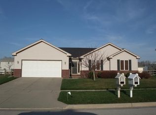 208 Larch Ln, Swanton, OH 43558
