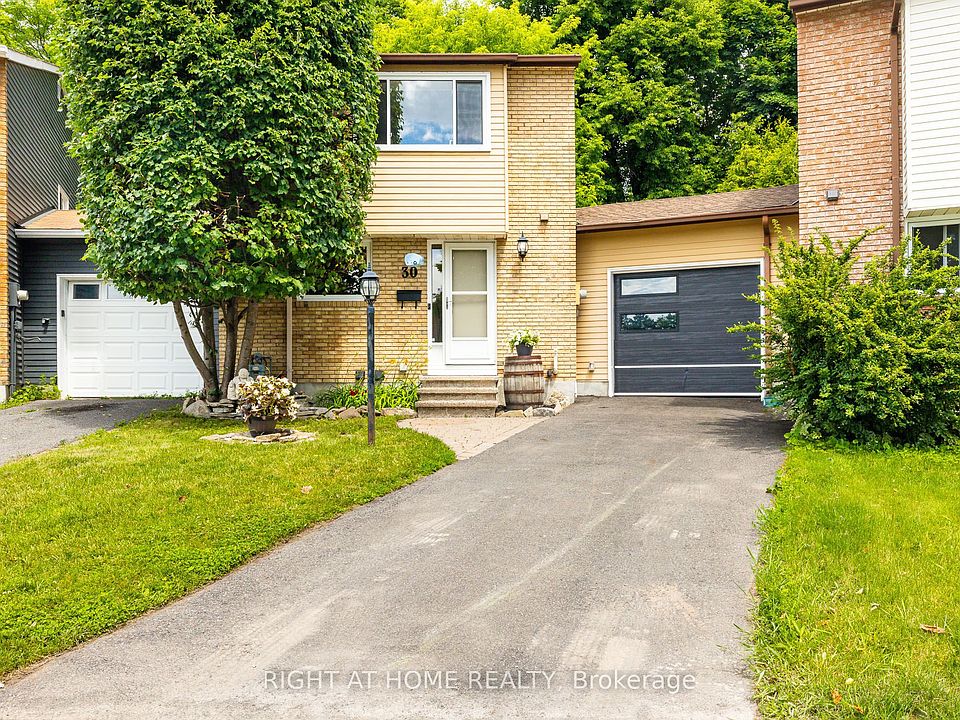 1st image of 30 Berkshire Way