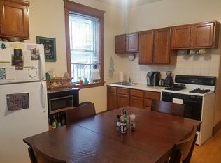 2835 W Fullerton Ave, Chicago, IL 60647
