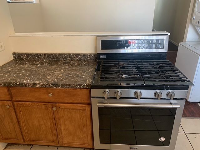 1st image of 3350 W Evergreen Ave #Avenue3-1e