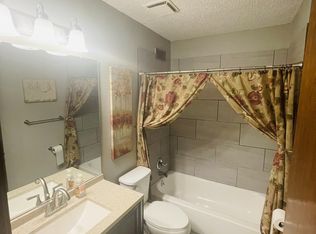 3612 SW Skyline Pkwy, Topeka, KS 66614