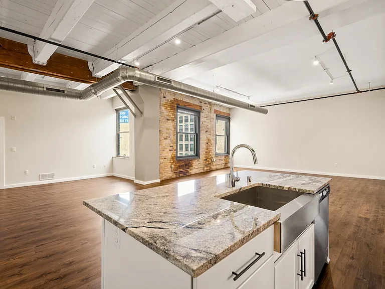 Finishing House