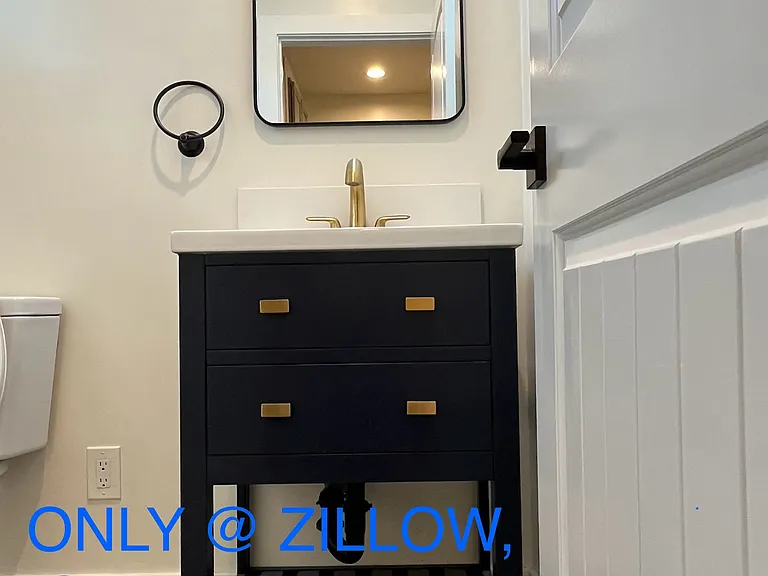 1627 W Madison Ave — Photo 13