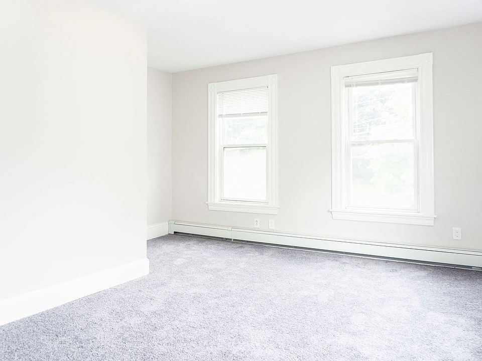 2nd image of 153 Foster St #4R