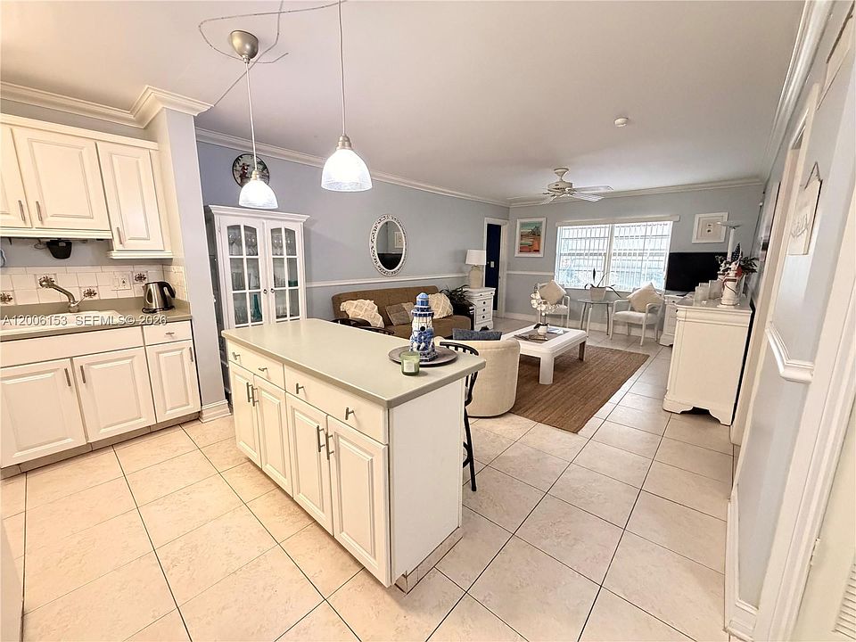 1st image of 1520 McKinley St APT 210E