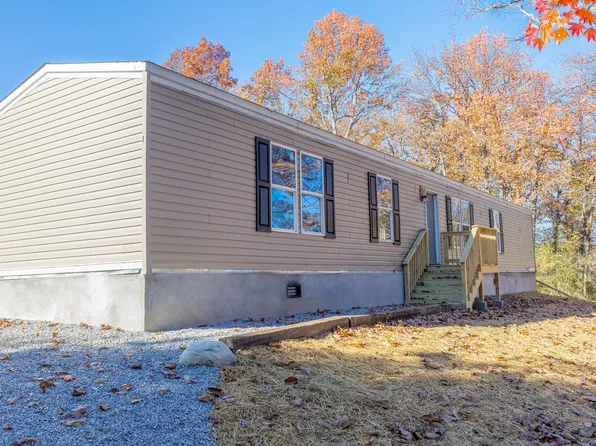 62 Holly Mate Ln, Rock Spring, GA 30739