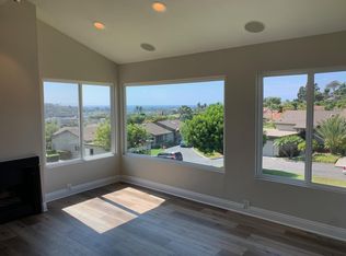 1977 Blue Water Way, Oceanside, CA 92054