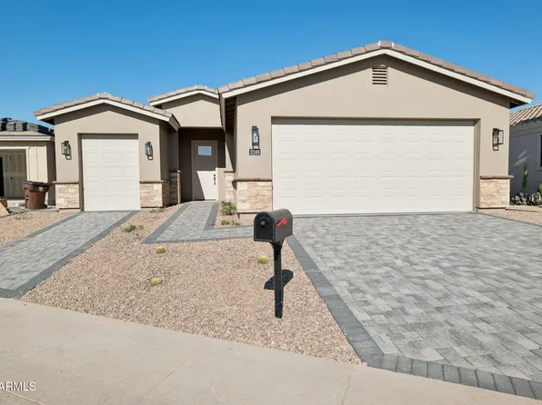 2249 N Shannon Way, Mesa, AZ 85215