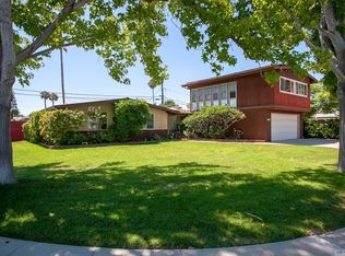 2423 Andover Pl, Costa Mesa, CA 92626