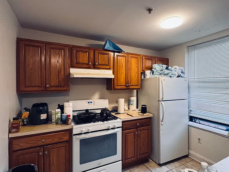 146 Virginia Ave #302 — Photo 6