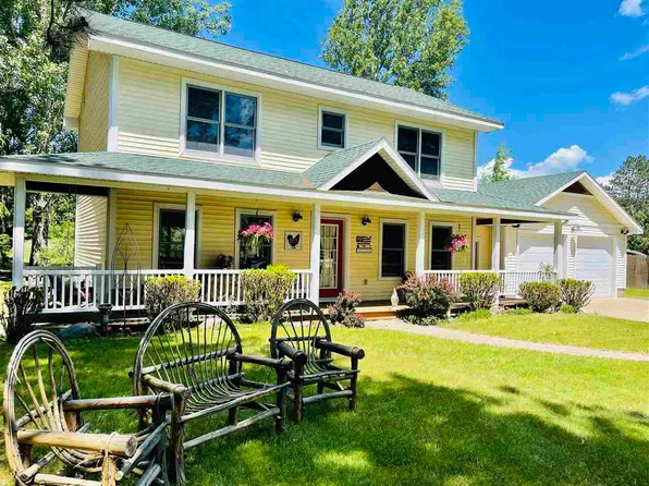 859 State St, Boyne City, MI 49712