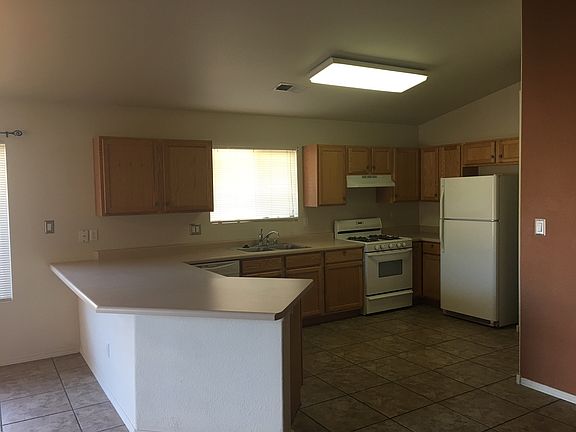 3rd image of 6009 Stoney Bluff Ct NW