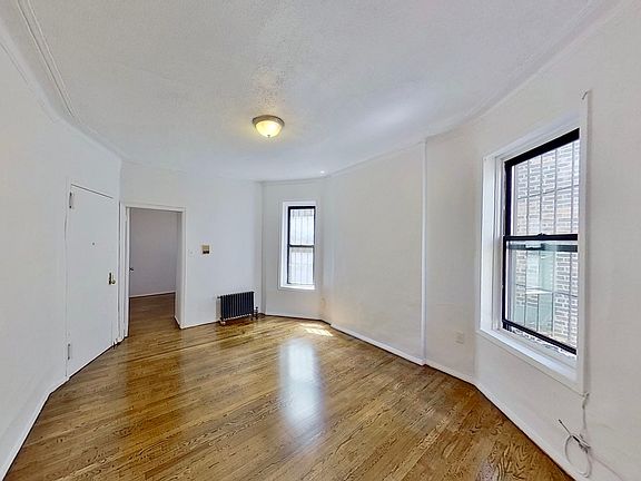 5th image of 221 W 105th St APT 5