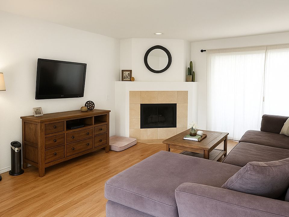 1st image of 4821 Bella Pacific Row
