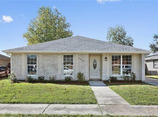 7540 Ligustrum Dr, New Orleans, LA 70126