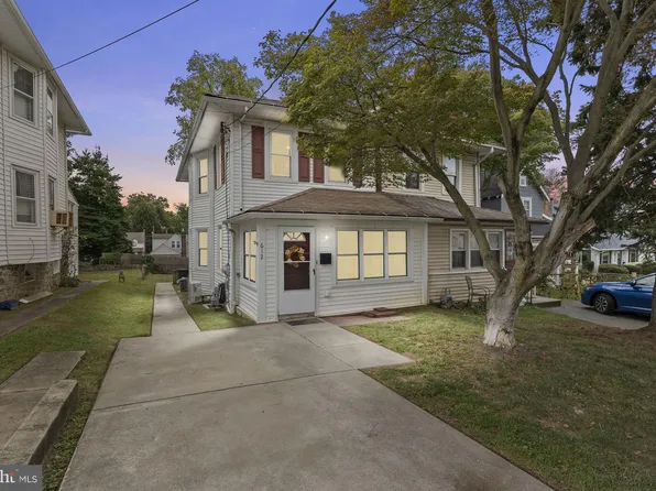 612 Summit Ave, Prospect Park, PA 19076