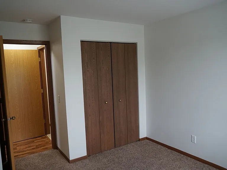 Orchard Village Apartments — Photo 110