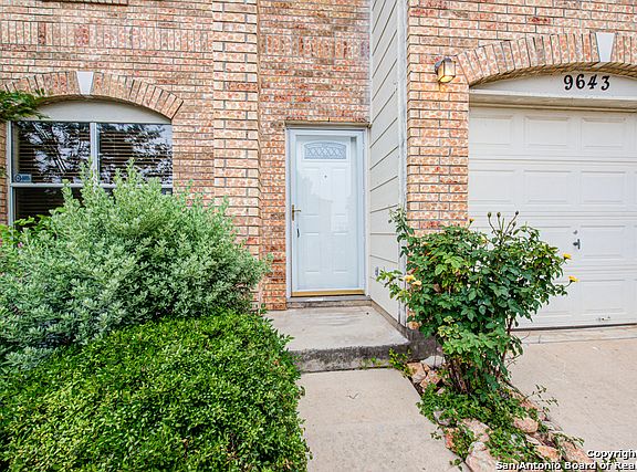 3rd image of 9643 Sekula Dr