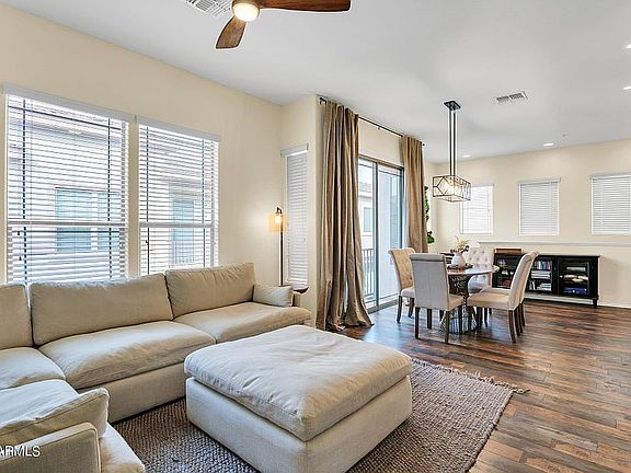 3rd image of 42424 N Gavilan Peak Pkwy Unit 31206