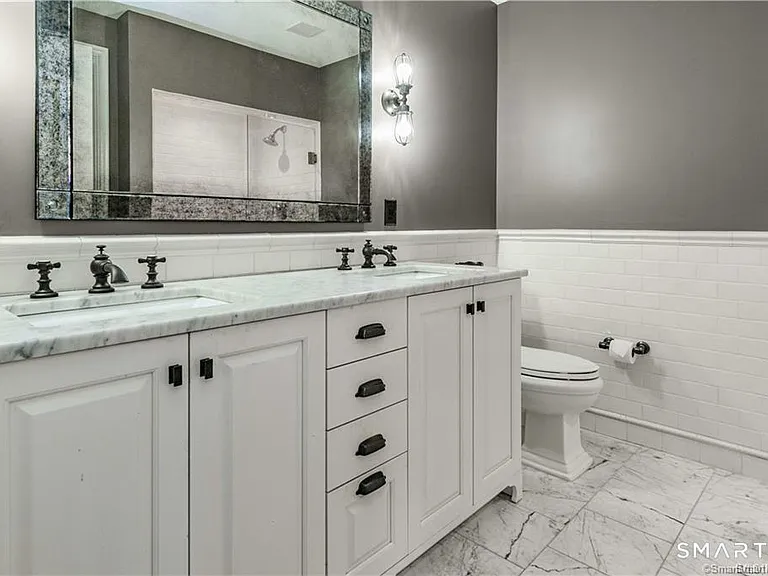 85 Memorial Rd #201 — Photo 24
