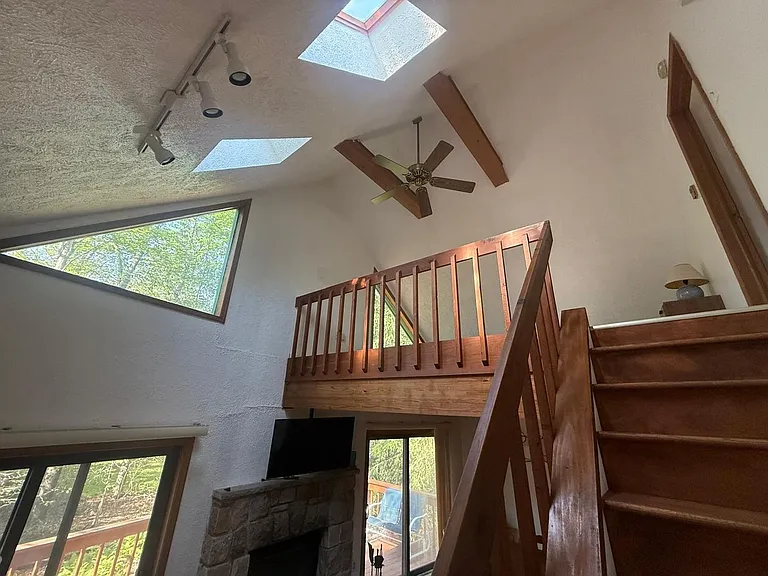 1111 Wissinoming Dr — Photo 18
