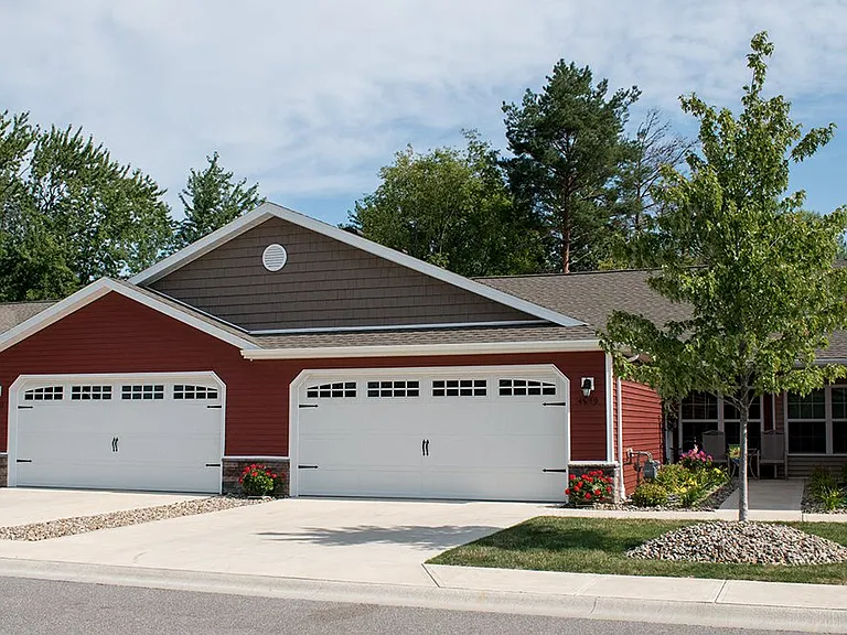 Charming Neighborhood Setting