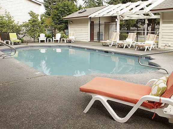 Play a game of tennis on the dual tennis court, cool off in the seasonal swimming pool or relax at the community BBQ.