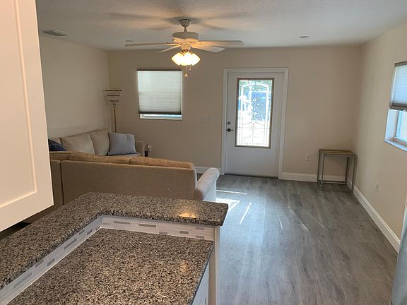 4th image of 7263 Cass Cir #2