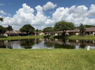 Country Squire, Fort Lauderdale, FL 33322