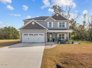 102 Village Creek Dr, Maysville, NC 28555