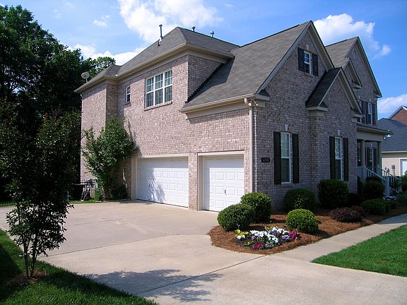 3 Car Side-Load Garage