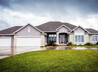 3716 SE Elm Cv, Berryton, KS 66409