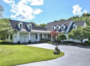 803 Pittsford Mendon Center Rd, Pittsford, NY 14534