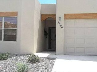 8200 Sleeping Bear Dr NW, Albuquerque, NM 87120