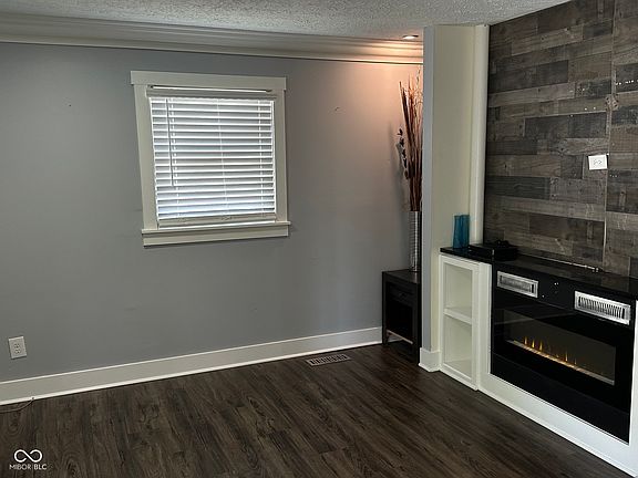 4th image of 2029 E Legrande Ave