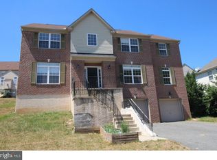 3 William Davis Ct, Newark, DE 19702