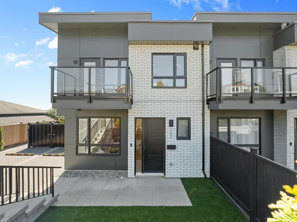 1132 Madore Ave #102, Coquitlam, BC V3K 3B9