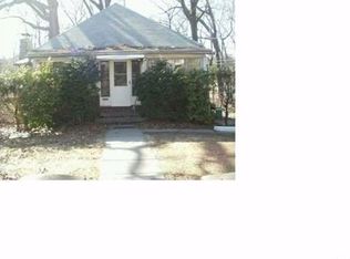 6 Ridge Ln, Spring Valley, NY 10977