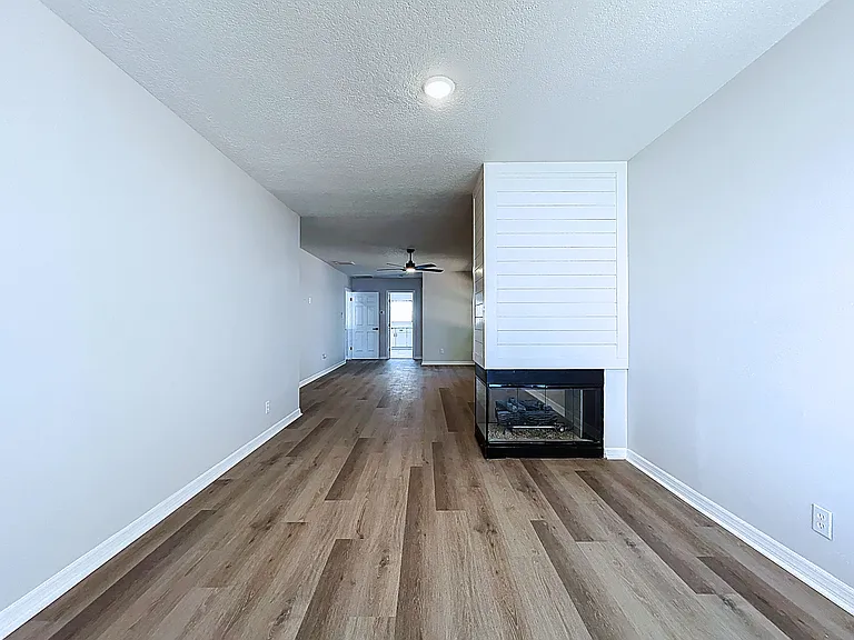 2881 Hammock Dr — Photo 50