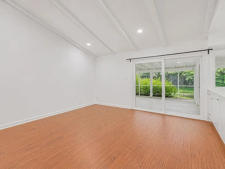 5202 Greenheart Dr — Photo 6