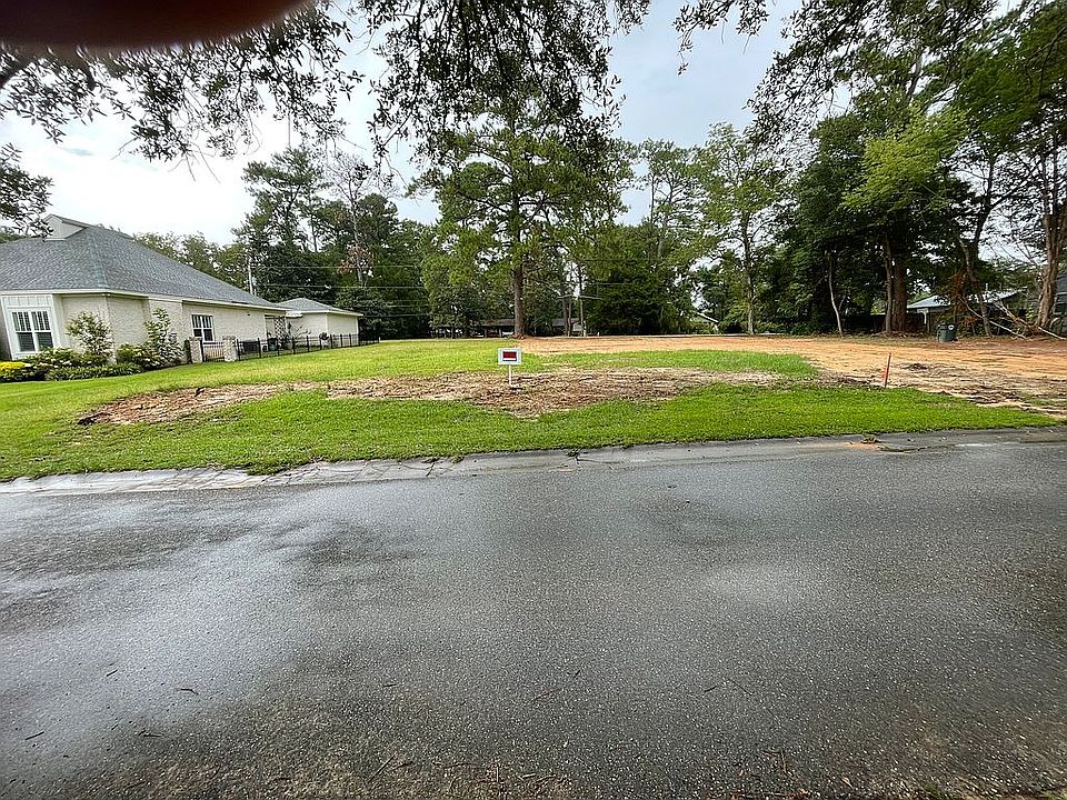 1st image of 411 Fairwood Blvd