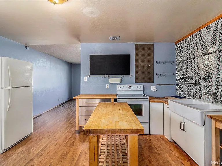 3724 Sheffield Ln — Photo 6