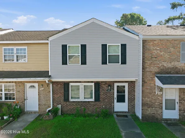 102 Villa Drive, Jacksonville, NC 28546