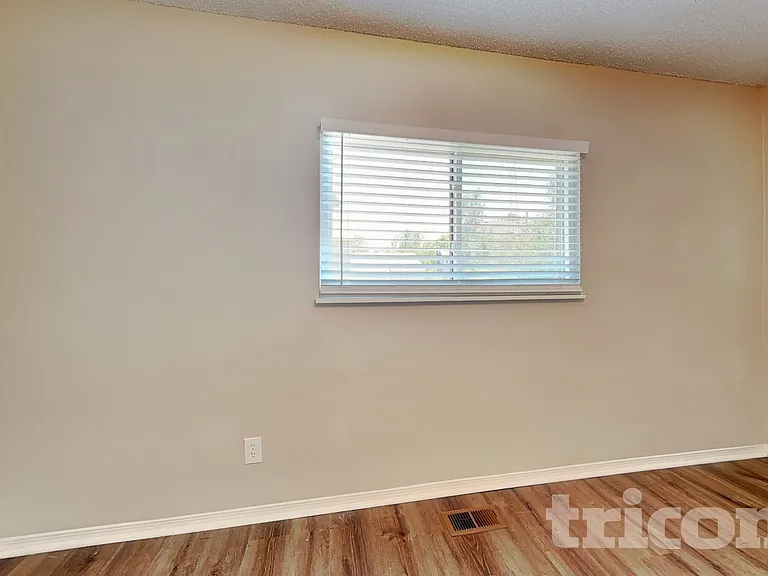 10210 Routt St — Photo 8