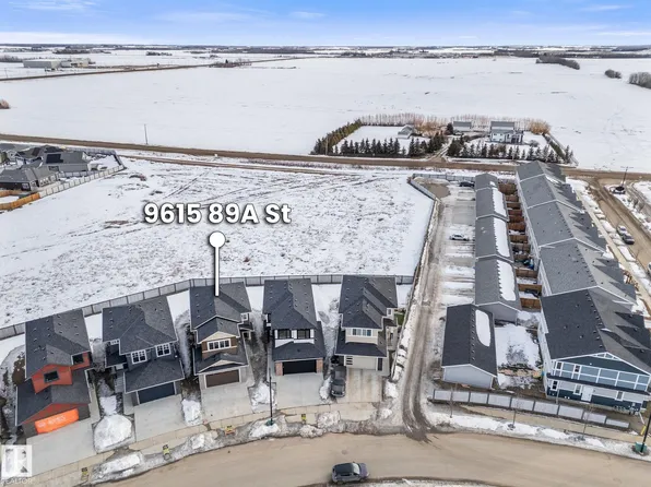 9615 89a St, Morinville, AB T8R 2N9