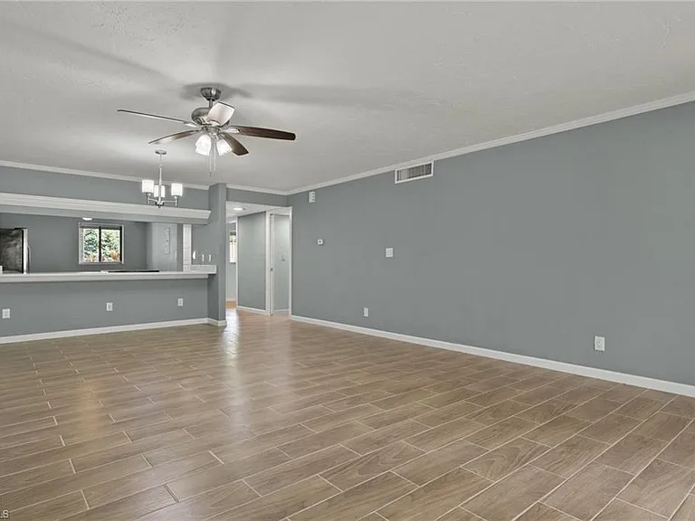 16540 Partridge Club Rd #103 — Photo 5